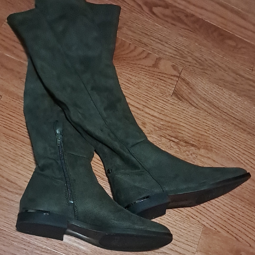 Brand NEW! NINE WEST Women's Suede Knee-High Boots